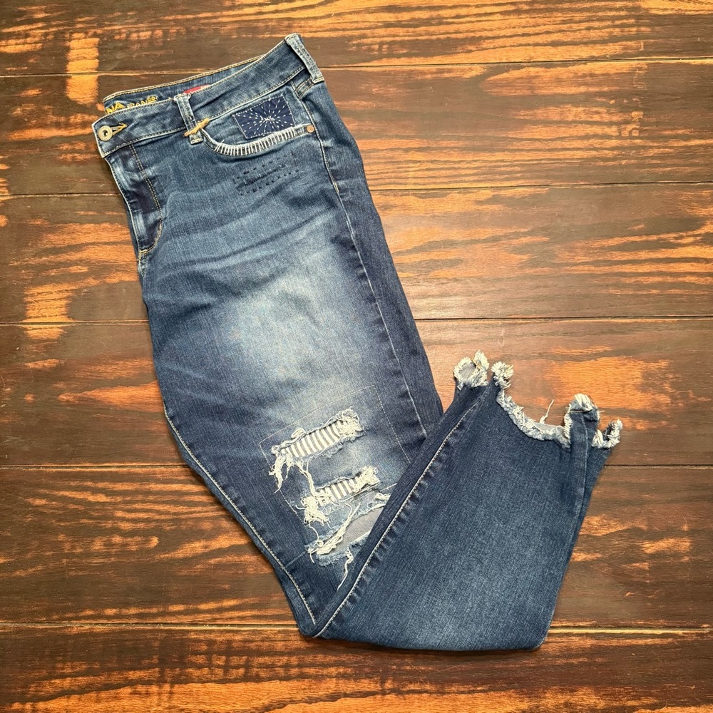 Arizona Jean Company Distressed Skinny Jeans